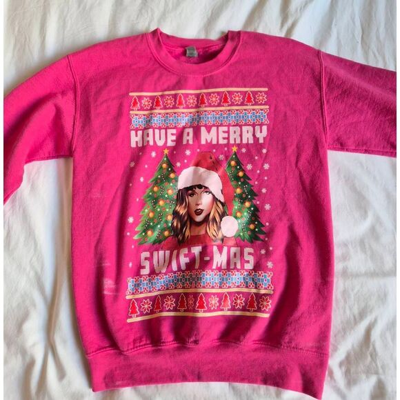 Taylor Swift Christmas sweatshirt - Picture 1 of 7